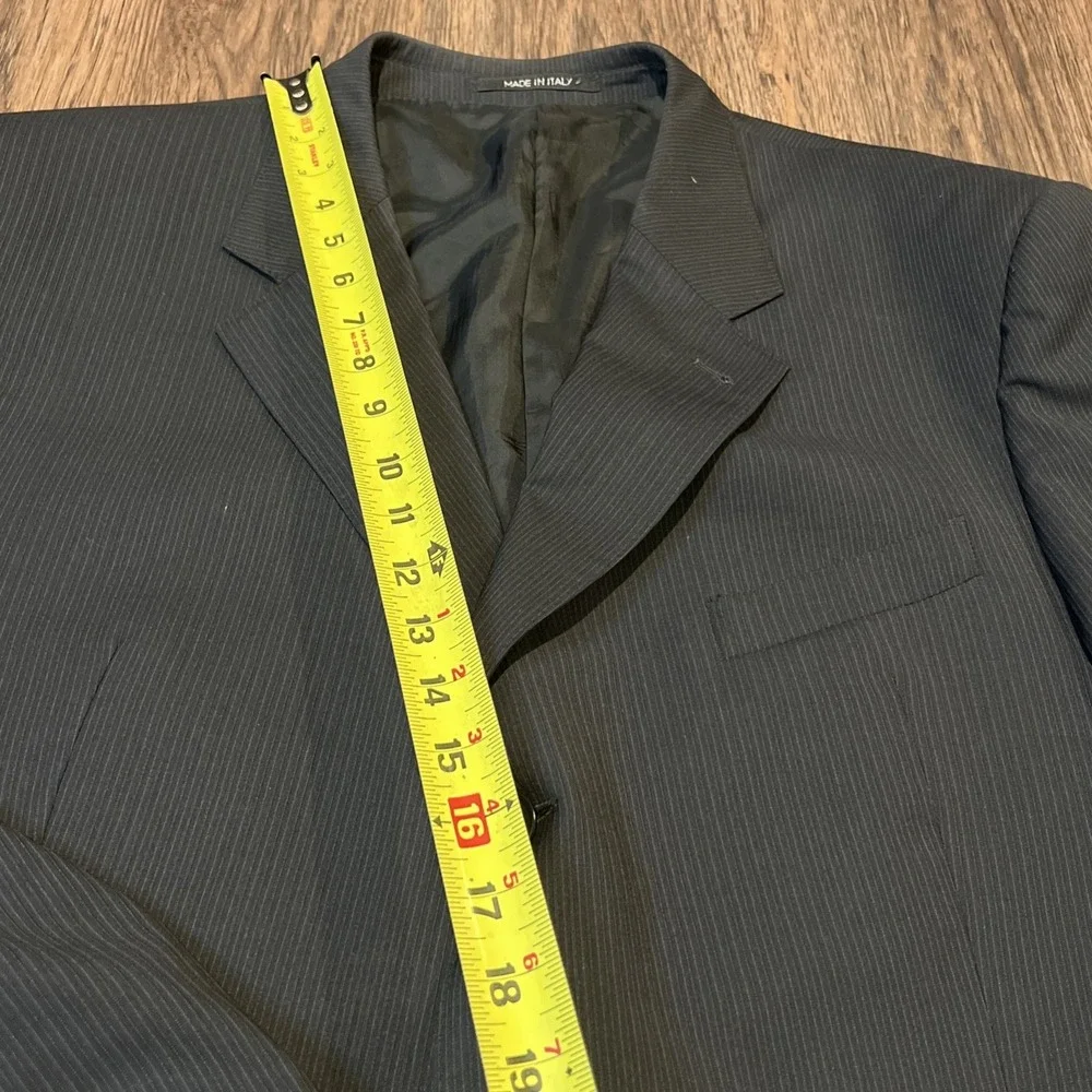 Armani Collezioni Wool Blazer 3-Button  In Pin Black Size 48L Italy